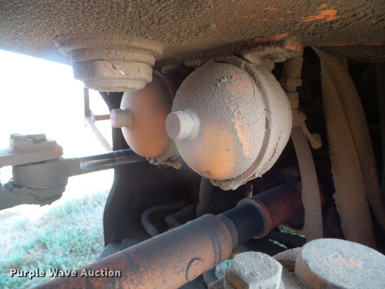 image for item DJ7503 1994 Fiat-Allis FR160  wheel loader