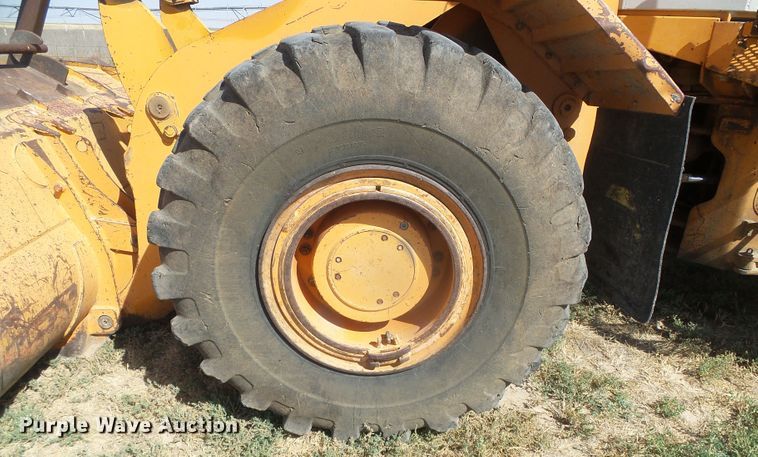 image for item DJ7503 1994 Fiat-Allis FR160  wheel loader