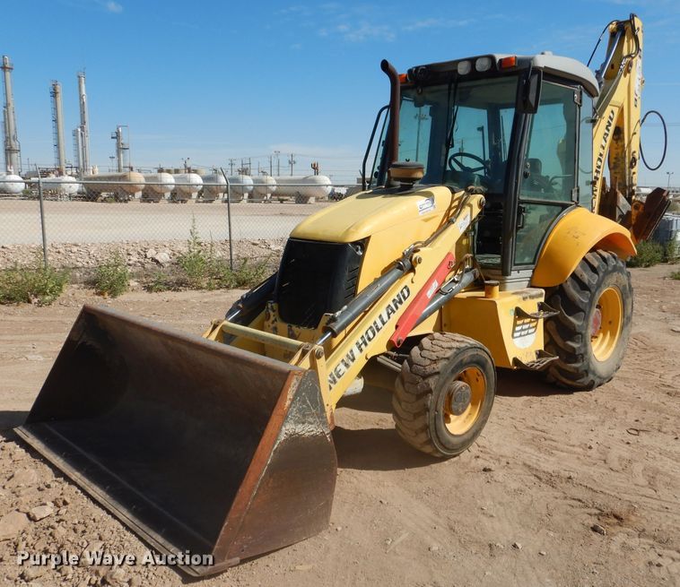 image for item DJ8871 2012 New Holland B95B  backhoe