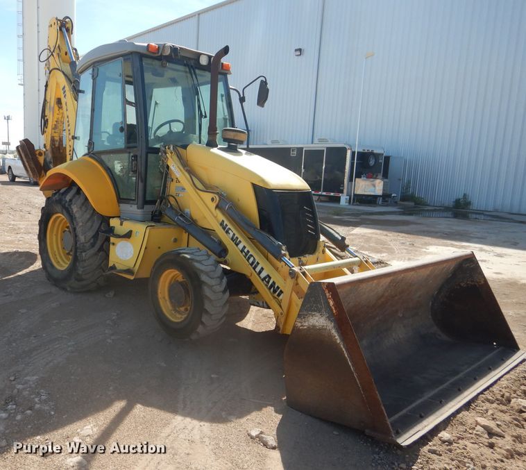 image for item DJ8871 2012 New Holland B95B  backhoe