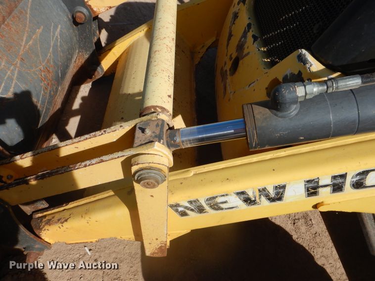 image for item DJ8871 2012 New Holland B95B  backhoe