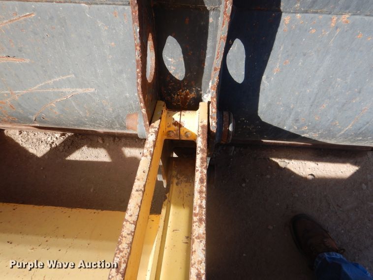 image for item DJ8871 2012 New Holland B95B  backhoe