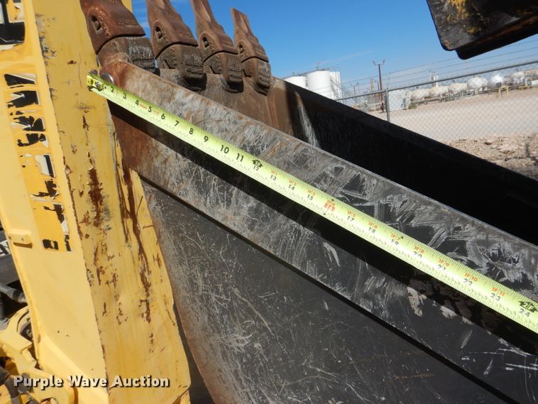 image for item DJ8871 2012 New Holland B95B  backhoe