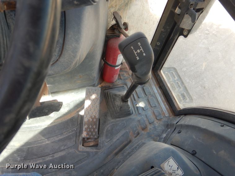 image for item DJ8871 2012 New Holland B95B  backhoe