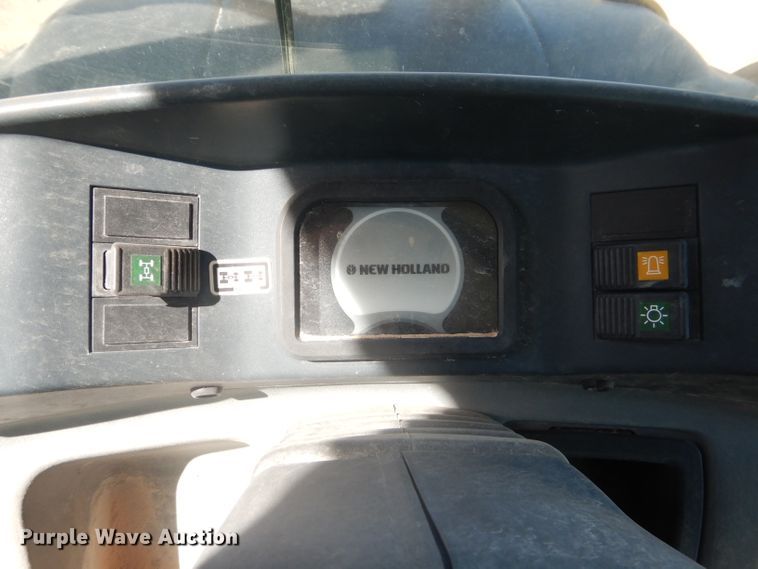 image for item DJ8871 2012 New Holland B95B  backhoe