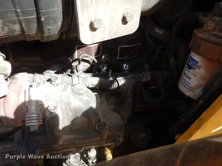 image for item DJ8871 2012 New Holland B95B  backhoe