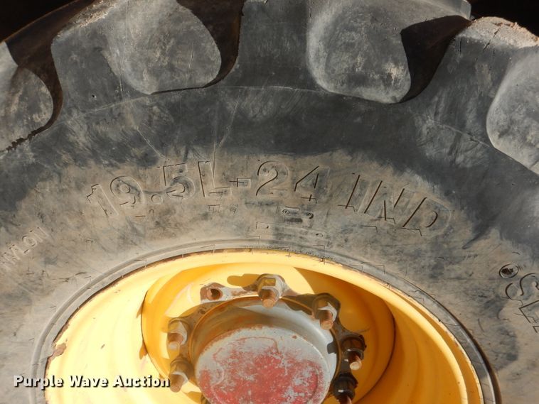 image for item DJ8871 2012 New Holland B95B  backhoe