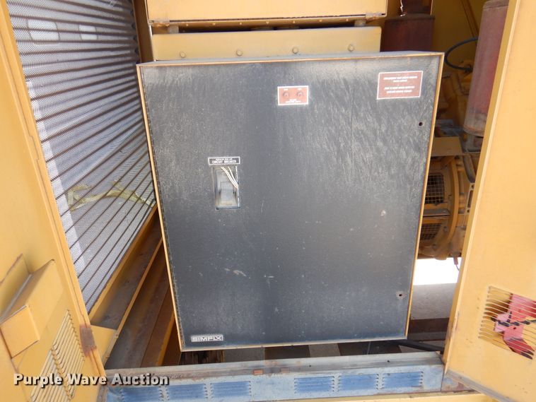 image for item DK8241 Caterpillar 3208  generator