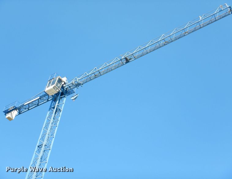 image for item DL0142 2004 Comansa 5LC3510  tower crane