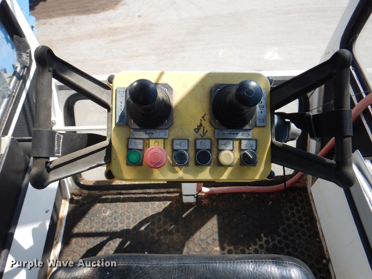 image for item DL0142 2004 Comansa 5LC3510  tower crane