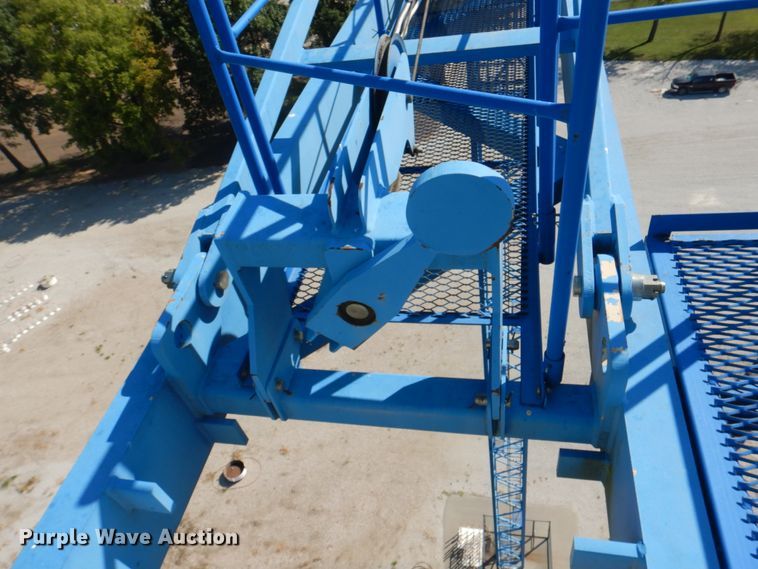 image for item DL0142 2004 Comansa 5LC3510  tower crane