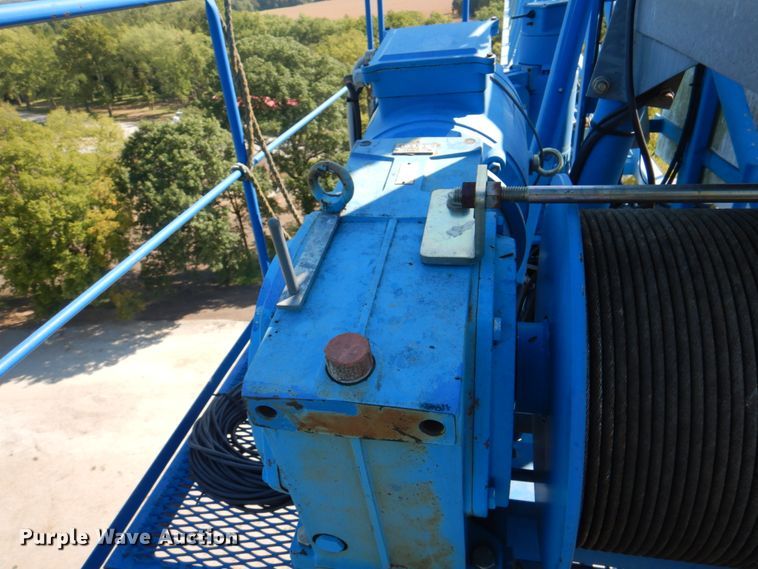 image for item DL0142 2004 Comansa 5LC3510  tower crane