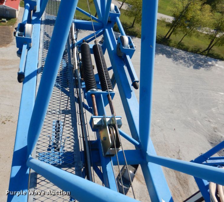 image for item DL0142 2004 Comansa 5LC3510  tower crane