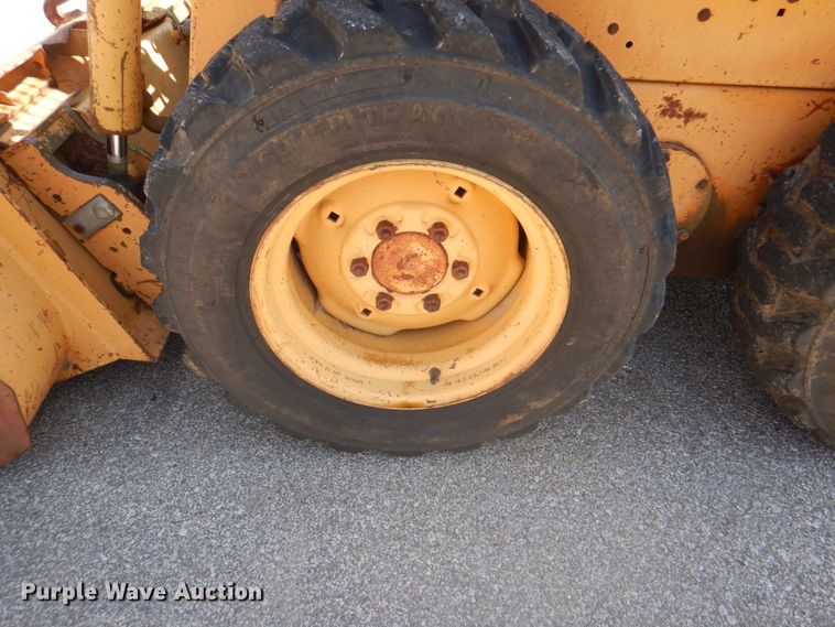 image for item DL0143 Case 1840  skid steer loader