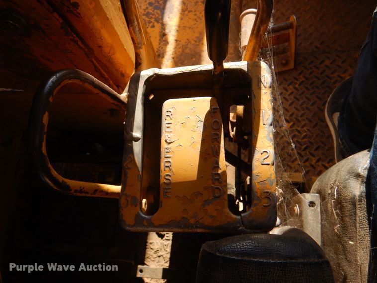 image for item DL0171 1975 Caterpillar D7G  dozer