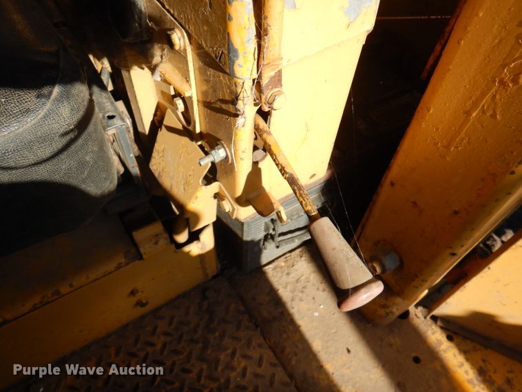 image for item DL0171 1975 Caterpillar D7G  dozer