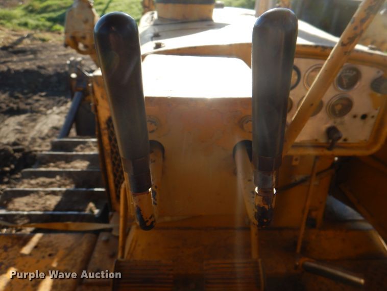 image for item DL0171 1975 Caterpillar D7G  dozer