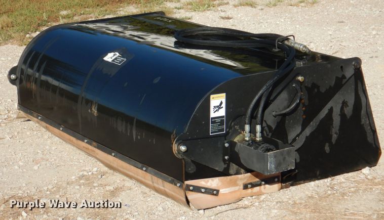 image for item DL0172 72"W skid steer broom