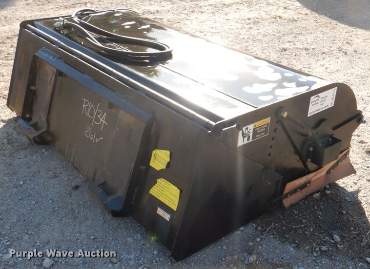 image for item DL0172 72"W skid steer broom