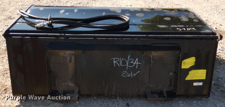 image for item DL0172 72"W skid steer broom