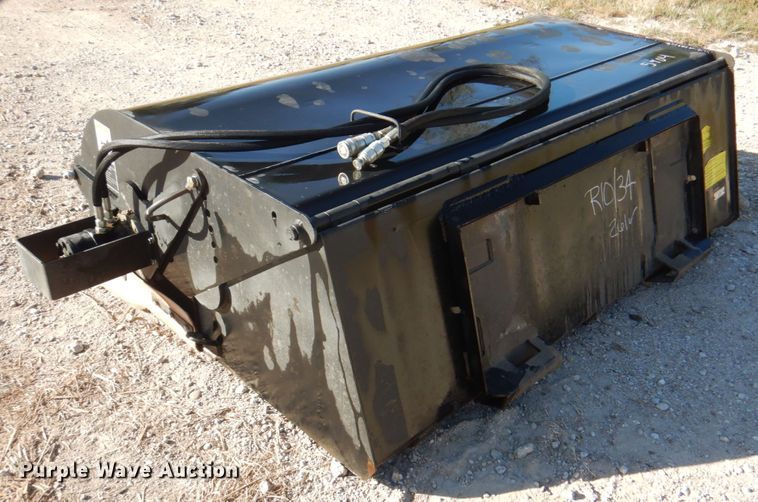 image for item DL0172 72"W skid steer broom