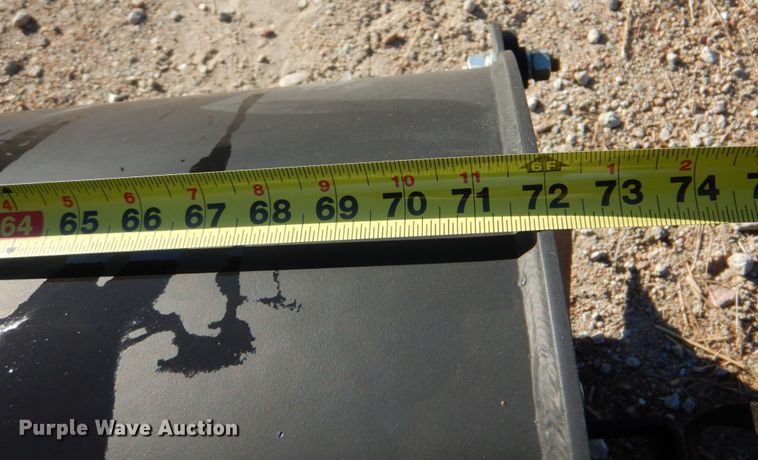 image for item DL0172 72"W skid steer broom