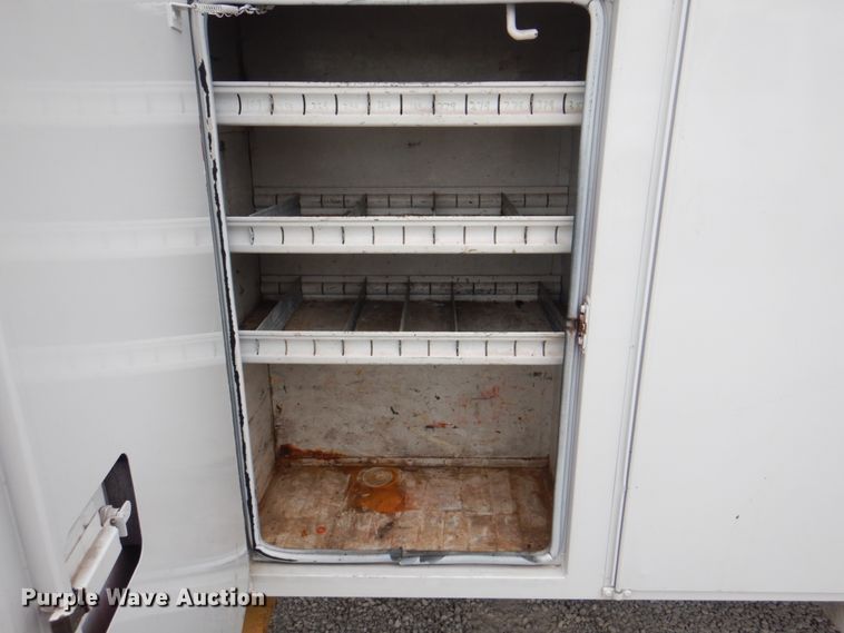 image for item DL0178 2000 Chevrolet C8500  bucket truck