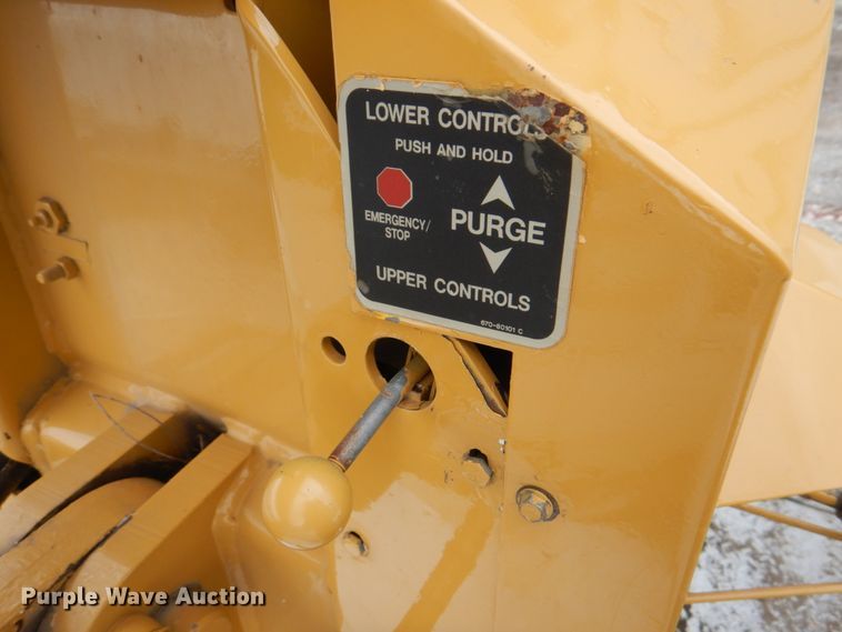 image for item DL0178 2000 Chevrolet C8500  bucket truck