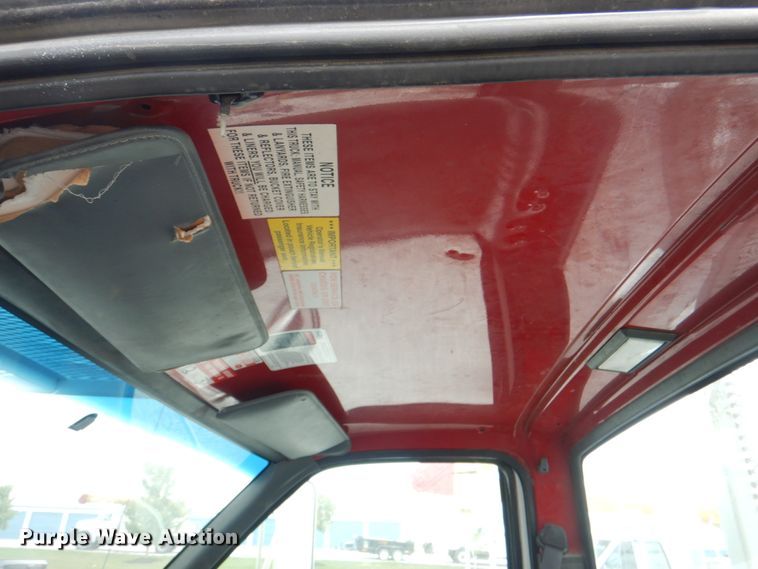 image for item DL0178 2000 Chevrolet C8500  bucket truck