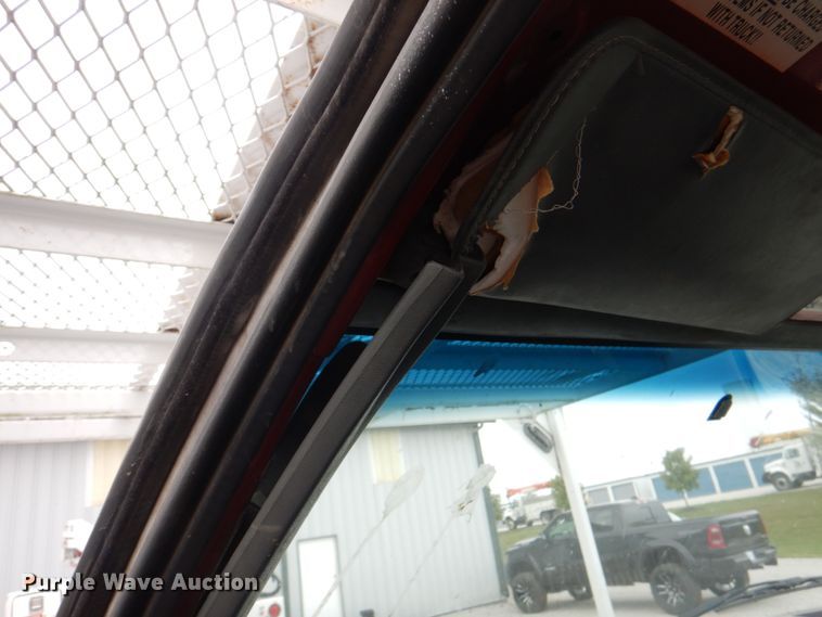 image for item DL0178 2000 Chevrolet C8500  bucket truck