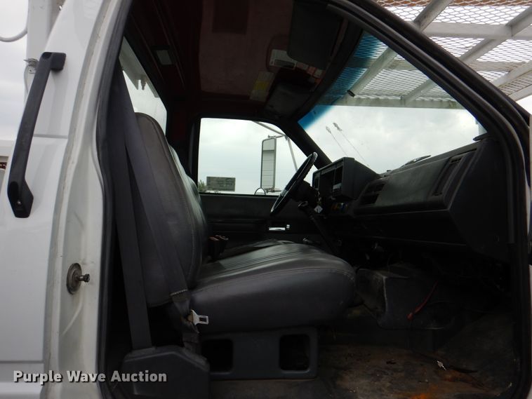 image for item DL0178 2000 Chevrolet C8500  bucket truck