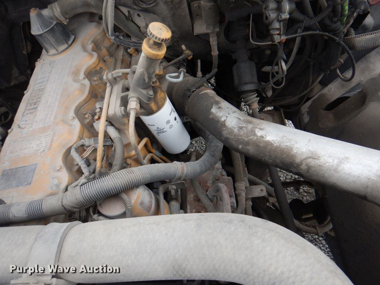 image for item DL0178 2000 Chevrolet C8500  bucket truck