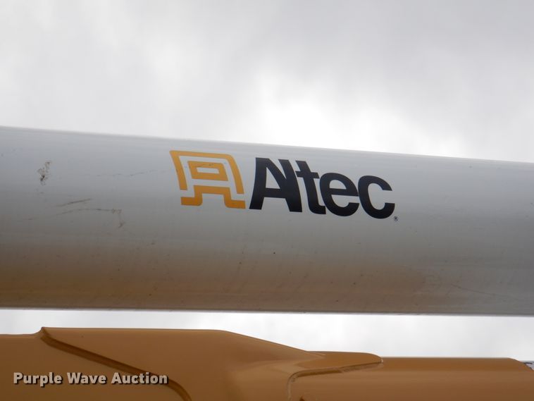 image for item DL0178 2000 Chevrolet C8500  bucket truck