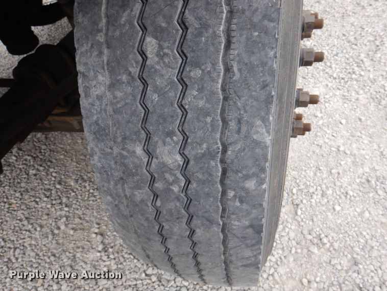 image for item DL0178 2000 Chevrolet C8500  bucket truck