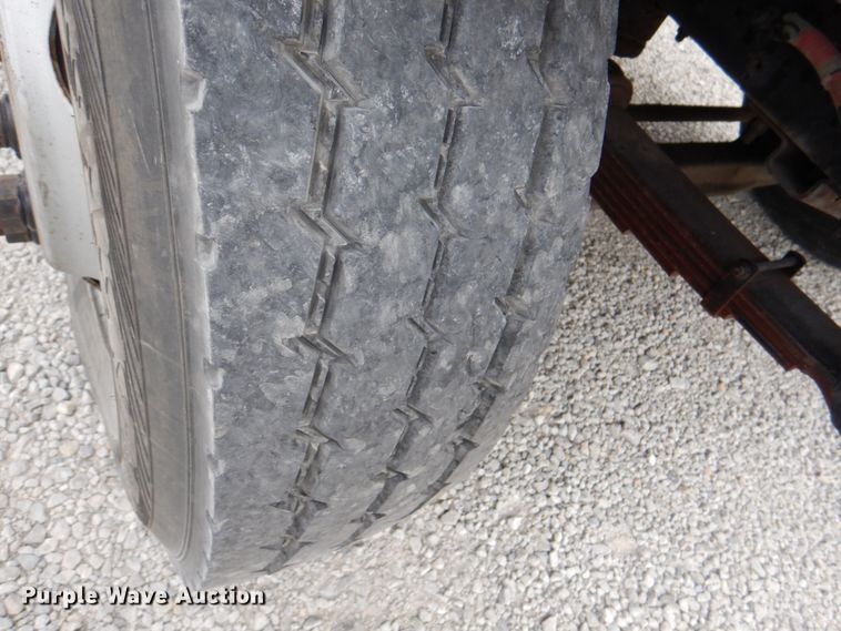 image for item DL0178 2000 Chevrolet C8500  bucket truck