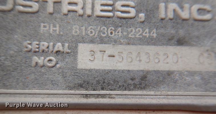 image for item DL0179 2007 International 7400  bucket truck