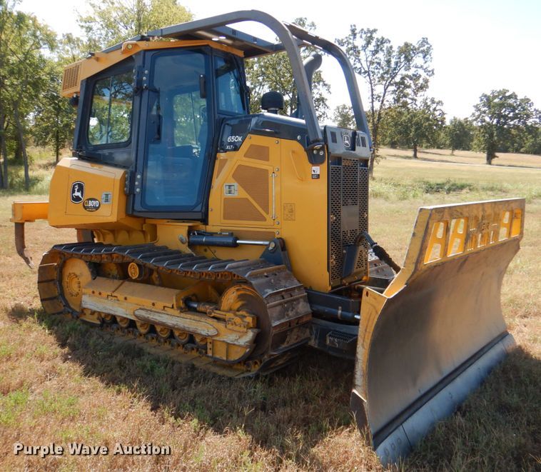 image for item DL0594 2018 John Deere 650K XLT  dozer
