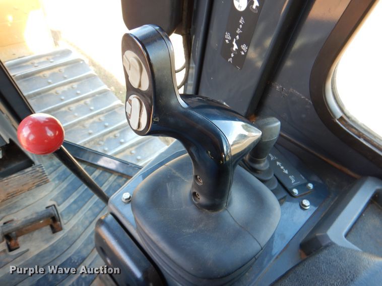 image for item DL0594 2018 John Deere 650K XLT  dozer