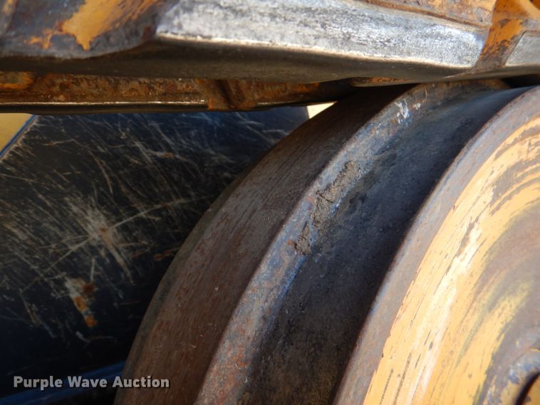 image for item DL0594 2018 John Deere 650K XLT  dozer