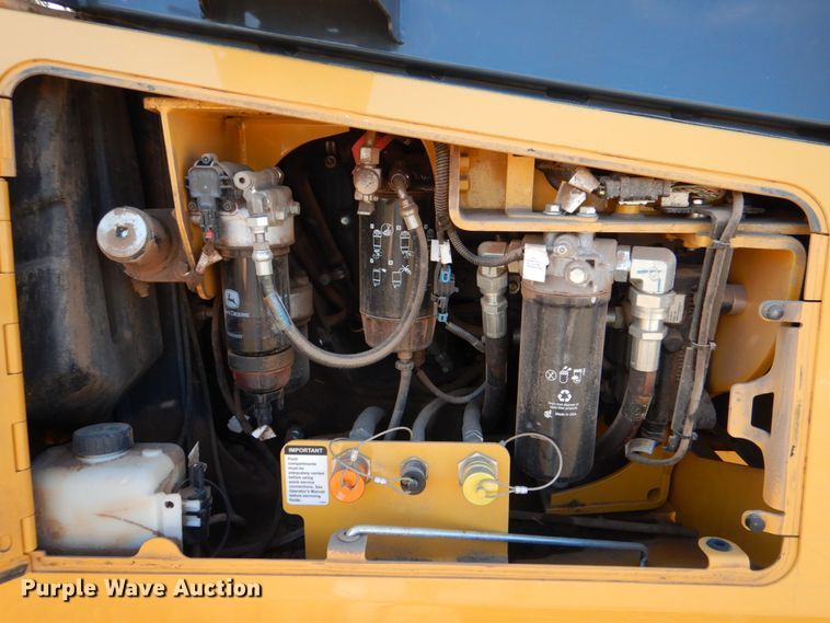 image for item DL0594 2018 John Deere 650K XLT  dozer