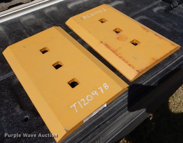 image for item DL0594 2018 John Deere 650K XLT  dozer