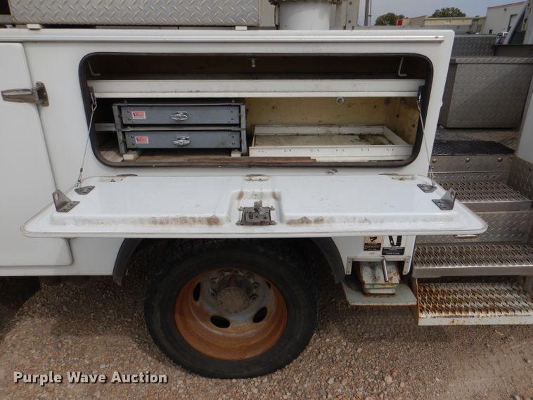 image for item DL3102 2009 Ford F550 Super Duty XL  bucket truck