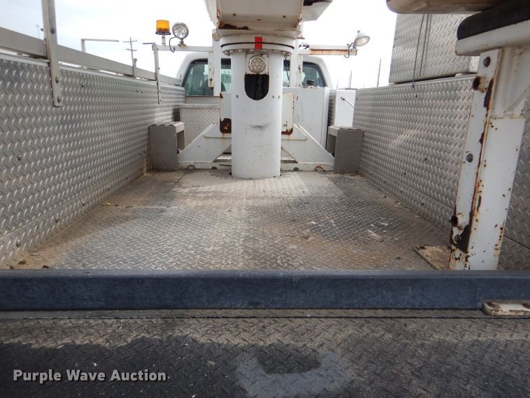 image for item DL3102 2009 Ford F550 Super Duty XL  bucket truck
