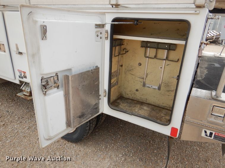 image for item DL3102 2009 Ford F550 Super Duty XL  bucket truck