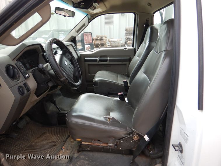 image for item DL3102 2009 Ford F550 Super Duty XL  bucket truck