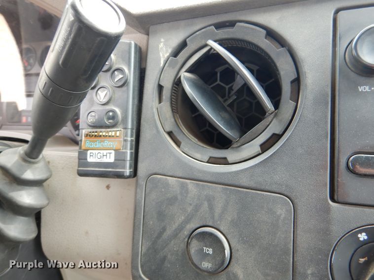 image for item DL3102 2009 Ford F550 Super Duty XL  bucket truck