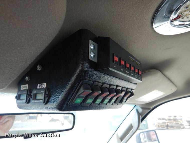 image for item DL3102 2009 Ford F550 Super Duty XL  bucket truck