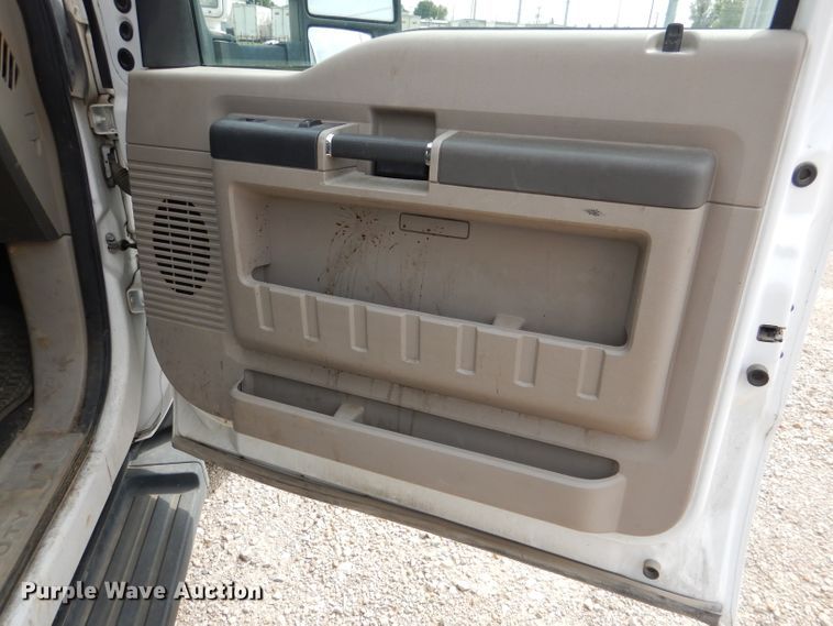 image for item DL3102 2009 Ford F550 Super Duty XL  bucket truck