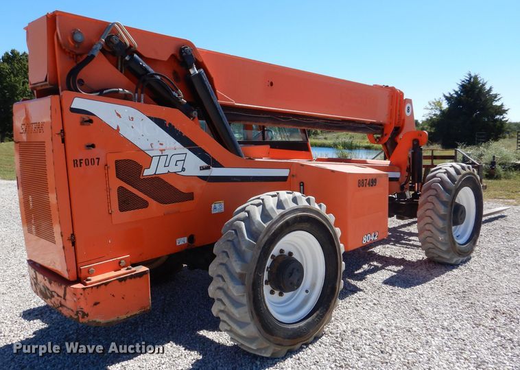 image for item DL3139 2011 JLG SkyTrak 8042  telehandler