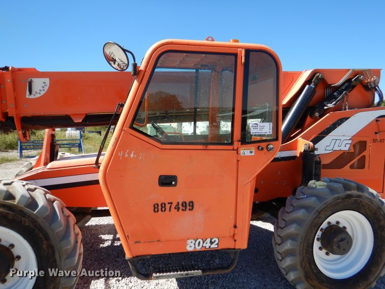 image for item DL3139 2011 JLG SkyTrak 8042  telehandler